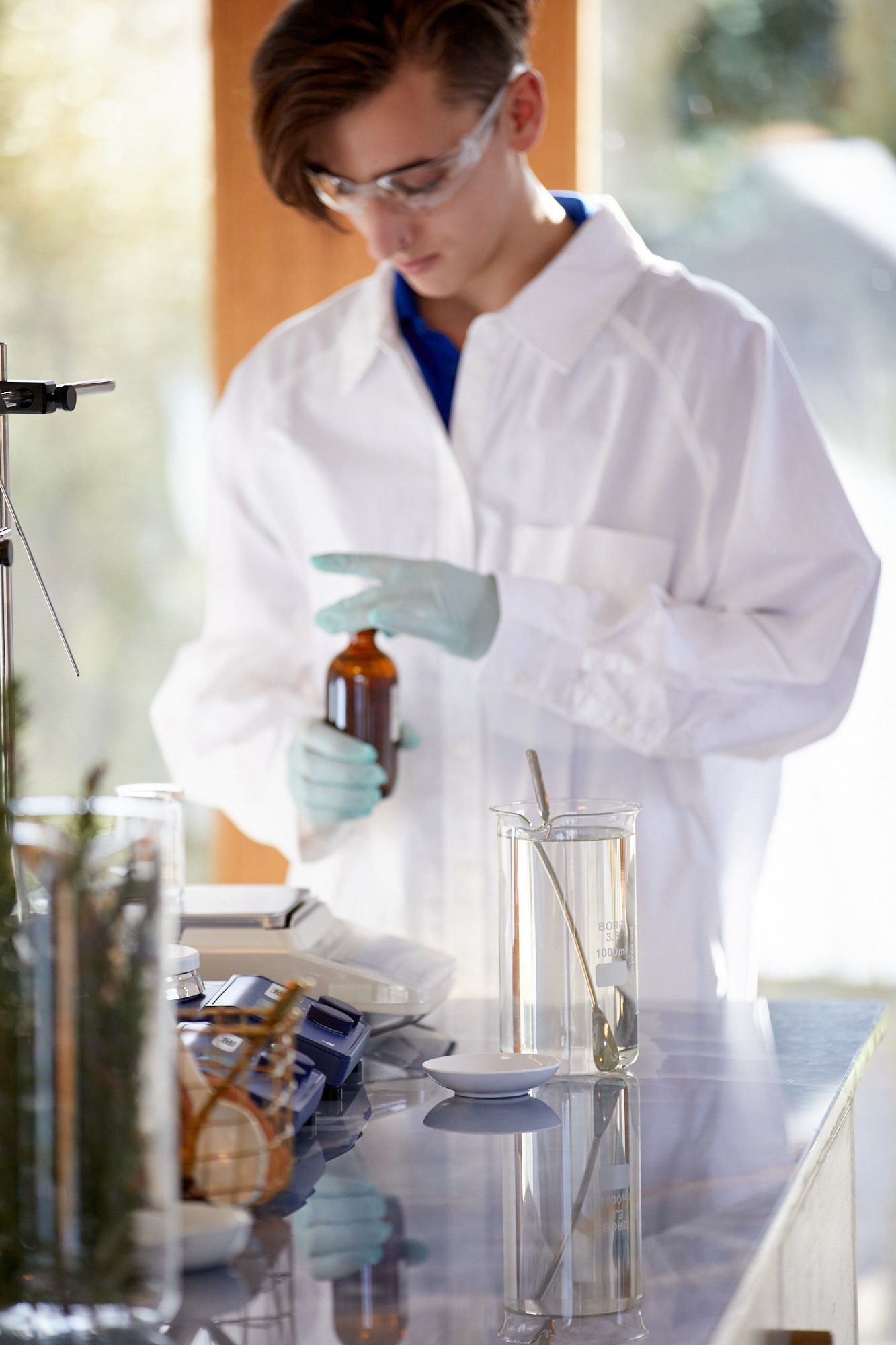 Student mixing lotion