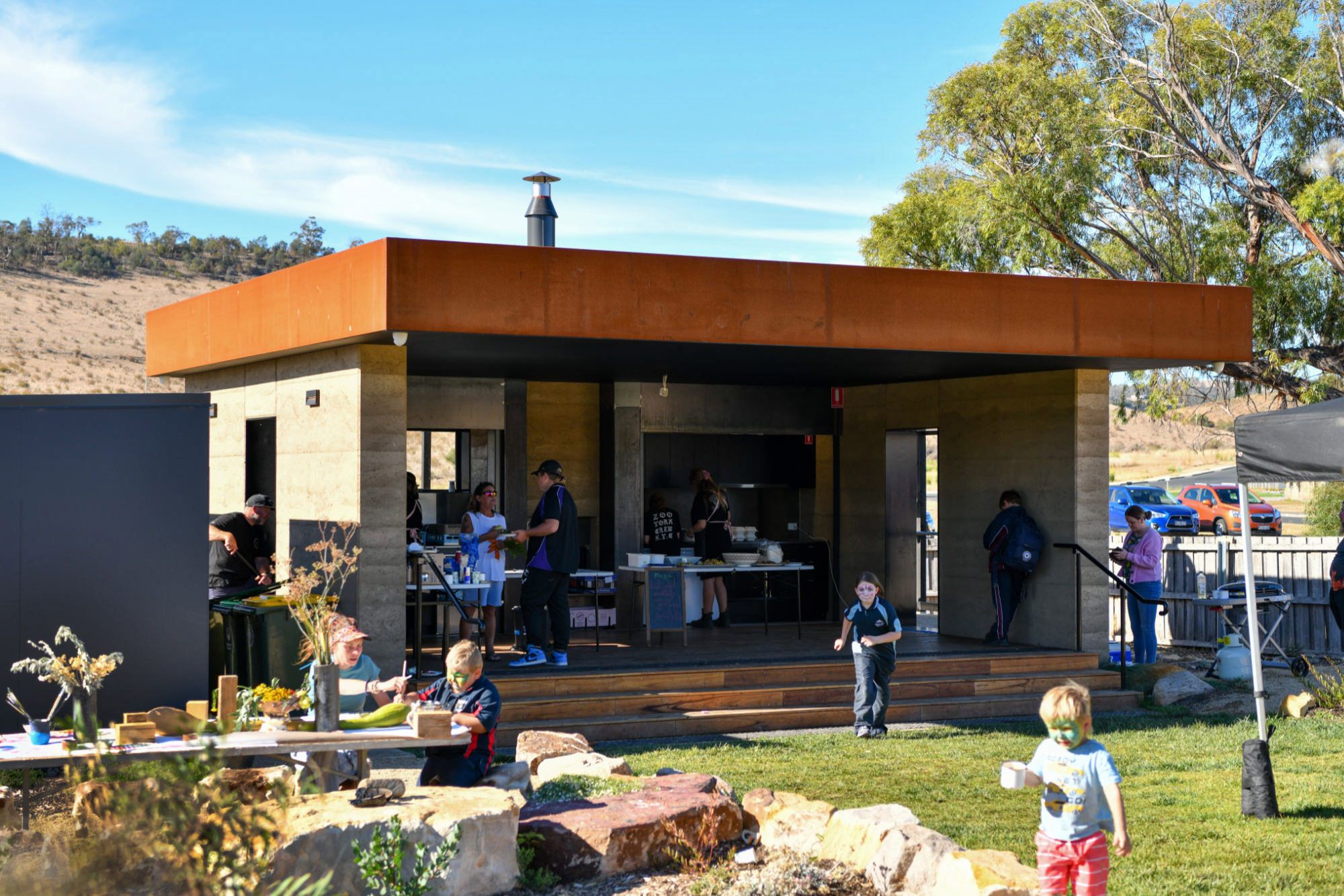 Bond place in full swing